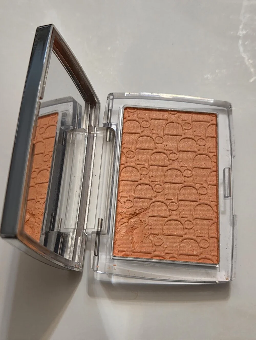 Dior Rosy Glow in Coral 004**